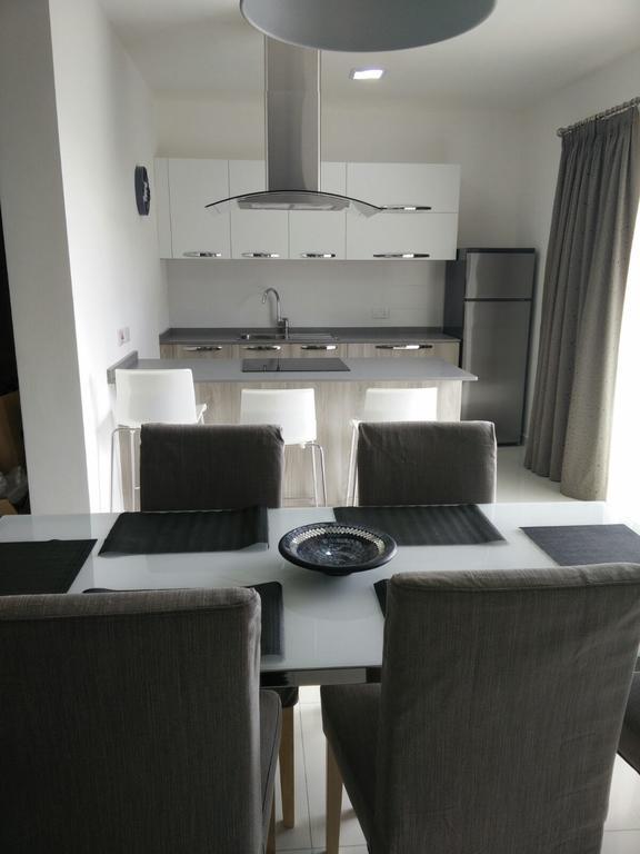 Lampuka Apartments Marsaskala Buitenkant foto