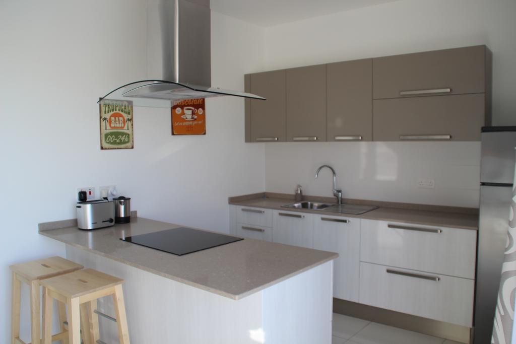 Lampuka Apartments Marsaskala Buitenkant foto